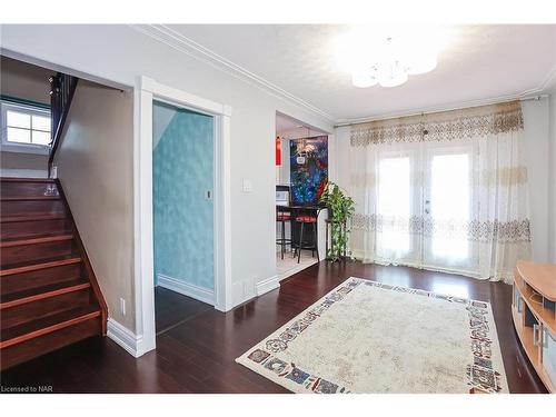 5060 Ontario Avenue, Niagara Falls, ON - Indoor Photo Showing Other Room