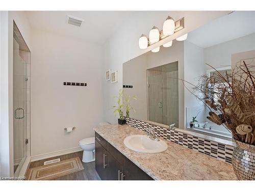 62 Buckley Terrace, Pelham, ON - Indoor Photo Showing Bathroom