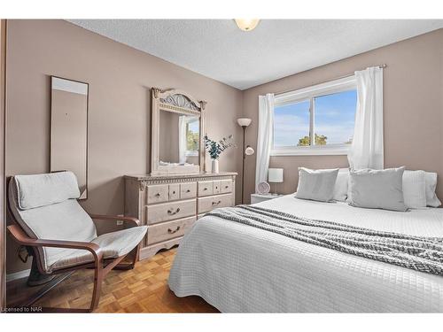 28-286 Cushman Road, St. Catharines, ON - Indoor Photo Showing Bedroom