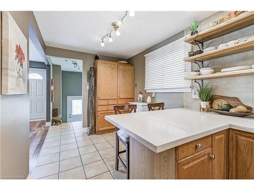 2642 Windjammer Road, Mississauga, ON - Indoor Photo Showing Kitchen