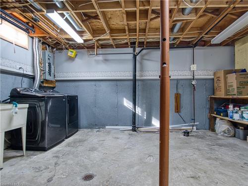 80 Oxford Street, St. Catharines, ON - Indoor Photo Showing Basement