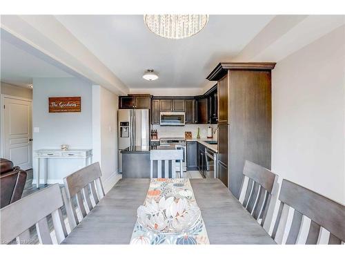 8714 Upper Canada Drive, Niagara Falls, ON - Indoor Photo Showing Dining Room