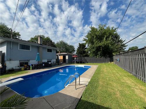 3327 Cattell Drive, Niagara Falls, ON - Outdoor With In Ground Pool With Backyard