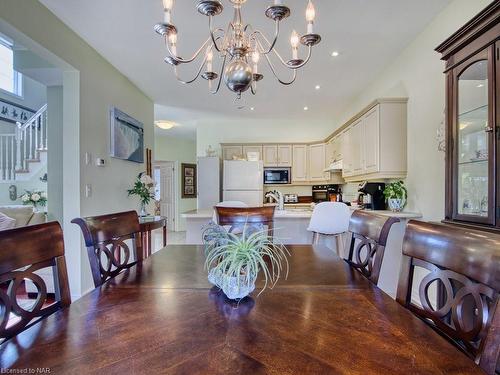 14-1448 Niagara Stone Road, Niagara-On-The-Lake, ON - Indoor Photo Showing Dining Room