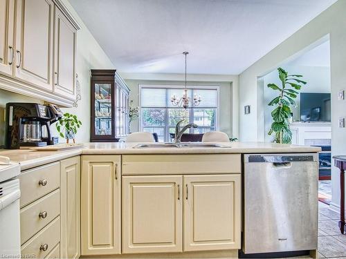 14-1448 Niagara Stone Road, Niagara-On-The-Lake, ON - Indoor Photo Showing Kitchen With Double Sink