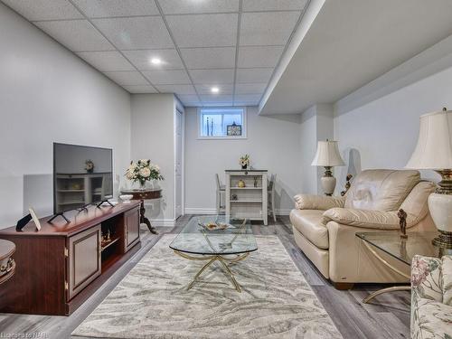 14-1448 Niagara Stone Road, Niagara-On-The-Lake, ON - Indoor Photo Showing Basement