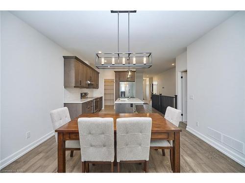 3924 Mitchell Crescent, Stevensville, ON - Indoor Photo Showing Dining Room