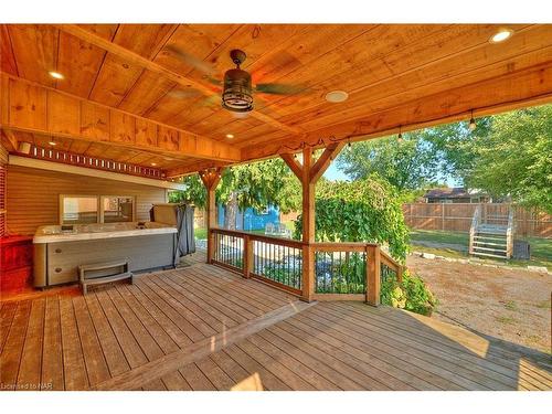 1516 Garrison Road, Fort Erie, ON - Outdoor With Deck Patio Veranda With Exterior