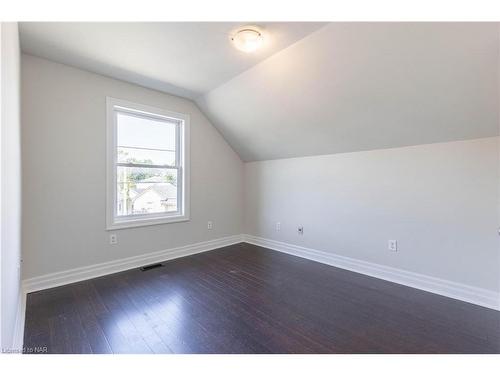 150 Welland Avenue, St. Catharines, ON - Indoor Photo Showing Other Room