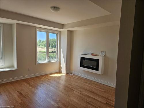 3407 Sixth Line Line, Oakville, ON - Indoor Photo Showing Other Room With Fireplace