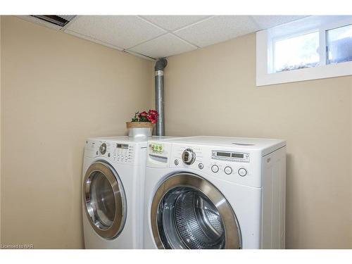 4970 David Avenue, Niagara Falls, ON - Indoor Photo Showing Laundry Room