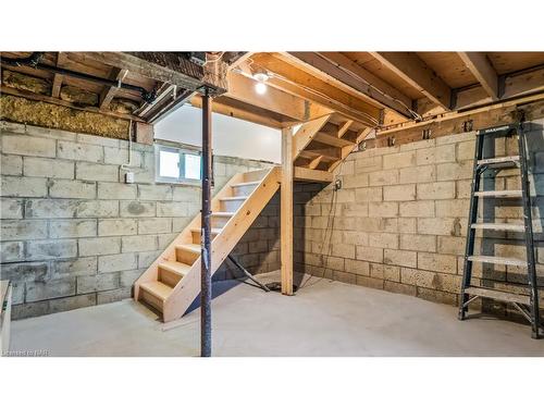 9013 Netherby Road, Niagara Falls, ON - Indoor Photo Showing Basement