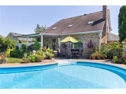 3 Thorn Place, St. Catharines, ON - Outdoor With In Ground Pool With Deck Patio Veranda With Backyard