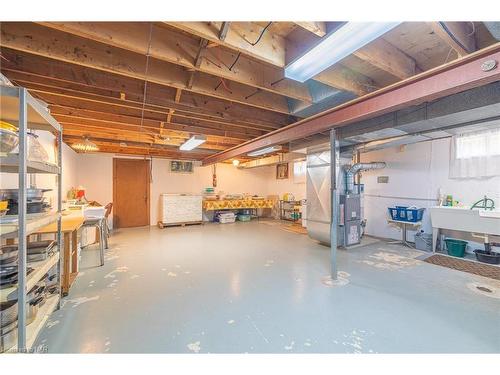 4177 Brookdale Drive, Niagara Falls, ON - Indoor Photo Showing Basement