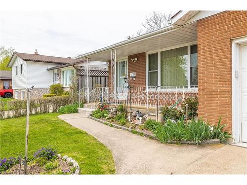 4177 Brookdale Drive, Niagara Falls, ON - Outdoor With Deck Patio Veranda