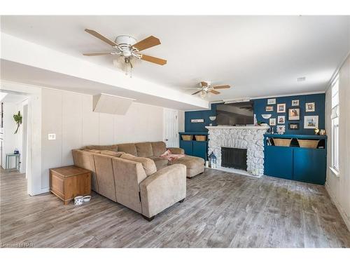 241 South Mill Street, Ridgeway, ON - Indoor Photo Showing Living Room With Fireplace