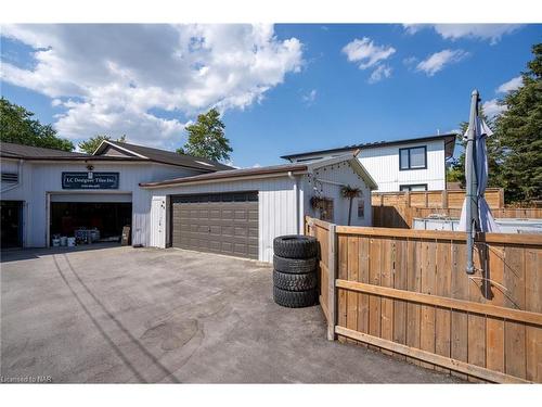 241 South Mill Street, Ridgeway, ON - Outdoor