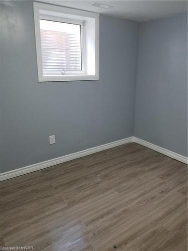 20 Patricia Avenue, Welland, ON - Indoor Photo Showing Other Room