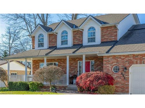 695 Grandview Road, Fort Erie, ON - Outdoor With Deck Patio Veranda With Facade