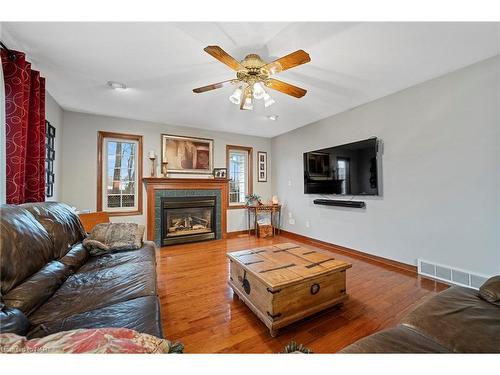 695 Grandview Road, Fort Erie, ON - Indoor Photo Showing Living Room With Fireplace