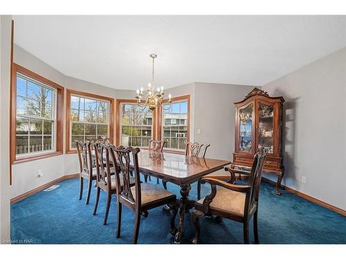 695 Grandview Road, Fort Erie, ON - Indoor Photo Showing Dining Room