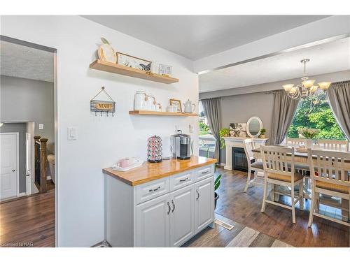 8 Argyle Court, Welland, ON - Indoor Photo Showing Dining Room