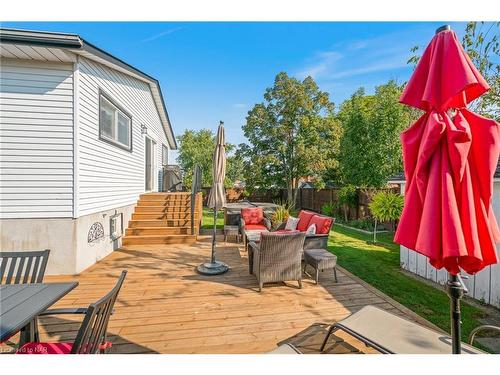 8 Argyle Court, Welland, ON - Outdoor With Deck Patio Veranda With Exterior