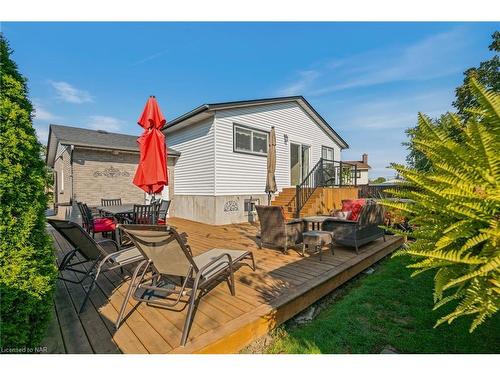 8 Argyle Court, Welland, ON - Outdoor With Deck Patio Veranda With Exterior