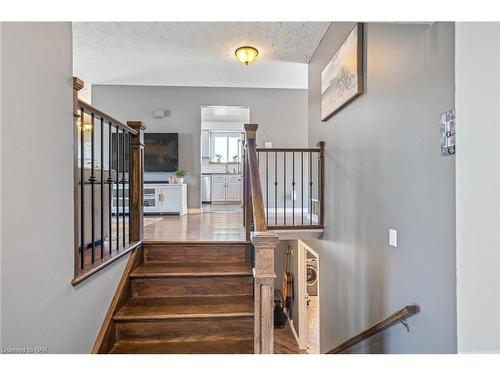 8 Argyle Court, Welland, ON - Indoor Photo Showing Other Room