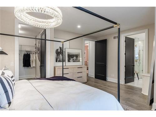 2317 Terravita Drive, Niagara Falls, ON - Indoor Photo Showing Bedroom