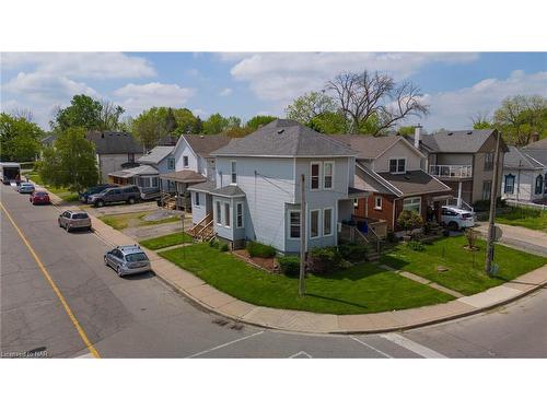 4394 Morrison Street, Niagara Falls, ON - Outdoor With Facade