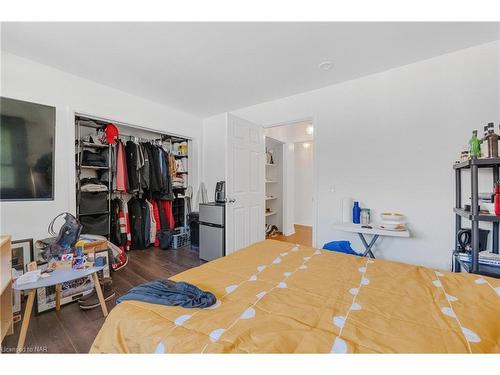 463 Niagara Boulevard, Fort Erie, ON - Indoor Photo Showing Bedroom