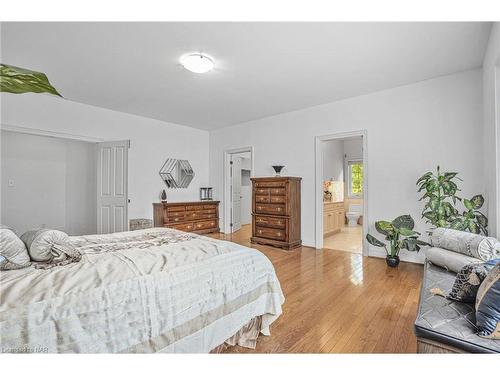 753 Welland Road, Fenwick, ON - Indoor Photo Showing Bedroom