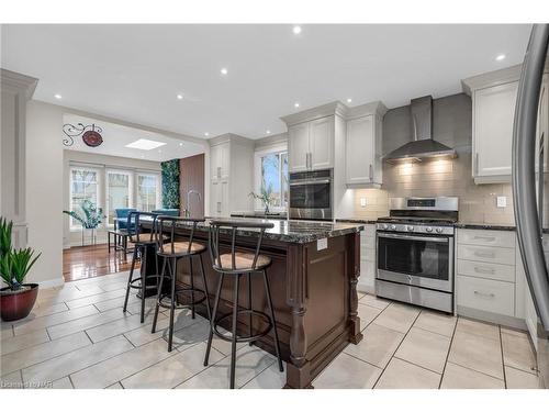 42 October Drive, St. Catharines, ON - Indoor Photo Showing Kitchen With Stainless Steel Kitchen With Upgraded Kitchen