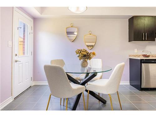 138 Winterberry Boulevard, Thorold, ON - Indoor Photo Showing Dining Room