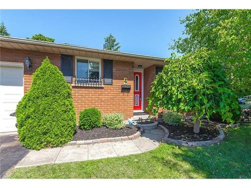 4 College Park Drive, Welland, ON - Outdoor