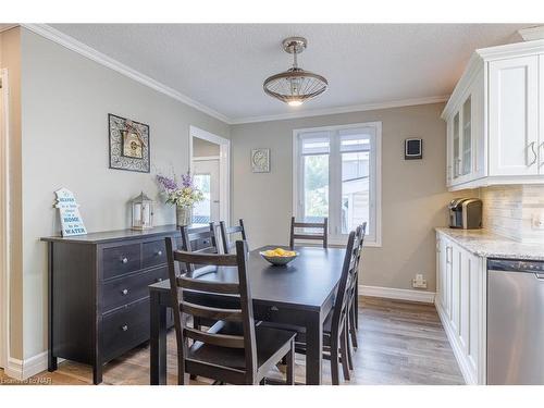 12 1/2 Beachaven Drive, St. Catharines, ON - Indoor Photo Showing Dining Room