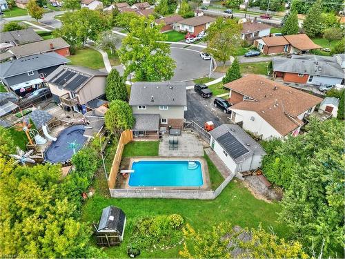 27 Meadowvale Place, Welland, ON - Outdoor With In Ground Pool With View