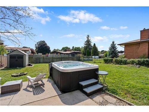 6536 Glengate Street, Niagara Falls, ON - Outdoor With Backyard