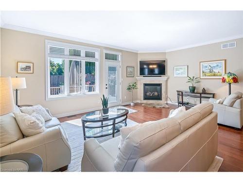 33 Hickory Avenue, Niagara-On-The-Lake, ON - Indoor Photo Showing Living Room With Fireplace