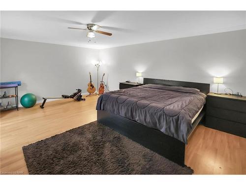 31978 Church Street, Wainfleet, ON - Indoor Photo Showing Bedroom