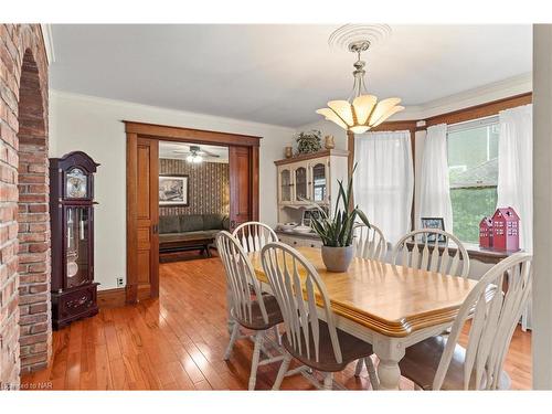 1 Welland Street N, Thorold, ON - Indoor Photo Showing Dining Room