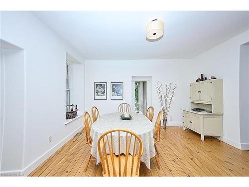 1540 Concession 6 Rd Road, Niagara-On-The-Lake, ON - Indoor Photo Showing Dining Room