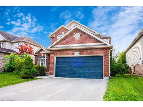 7045 Kalar Road, Niagara Falls, ON - Outdoor