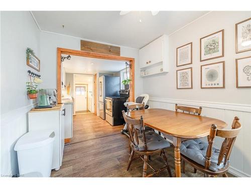 6151 Cadham Street, Niagara Falls, ON - Indoor Photo Showing Dining Room