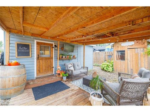 6151 Cadham Street, Niagara Falls, ON - Outdoor With Deck Patio Veranda With Exterior