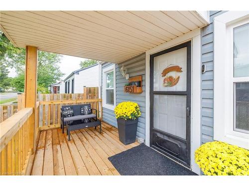 6151 Cadham Street, Niagara Falls, ON - Outdoor With Deck Patio Veranda With Exterior