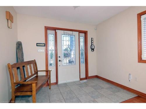 3934 Christina Court, Ridgeway, ON - Indoor Photo Showing Other Room