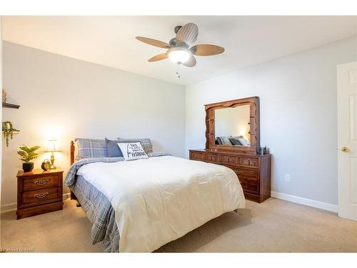 81 Coronation Street, Port Colborne, ON - Indoor Photo Showing Bedroom