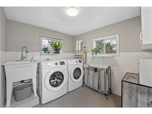 23 Mary Street, Fort Erie, ON - Indoor Photo Showing Laundry Room